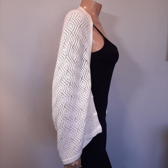 Giordano Wool Blend Cardigan Cape Sweater Cream Buttoned Cape Shawl - Picture 5 of 8